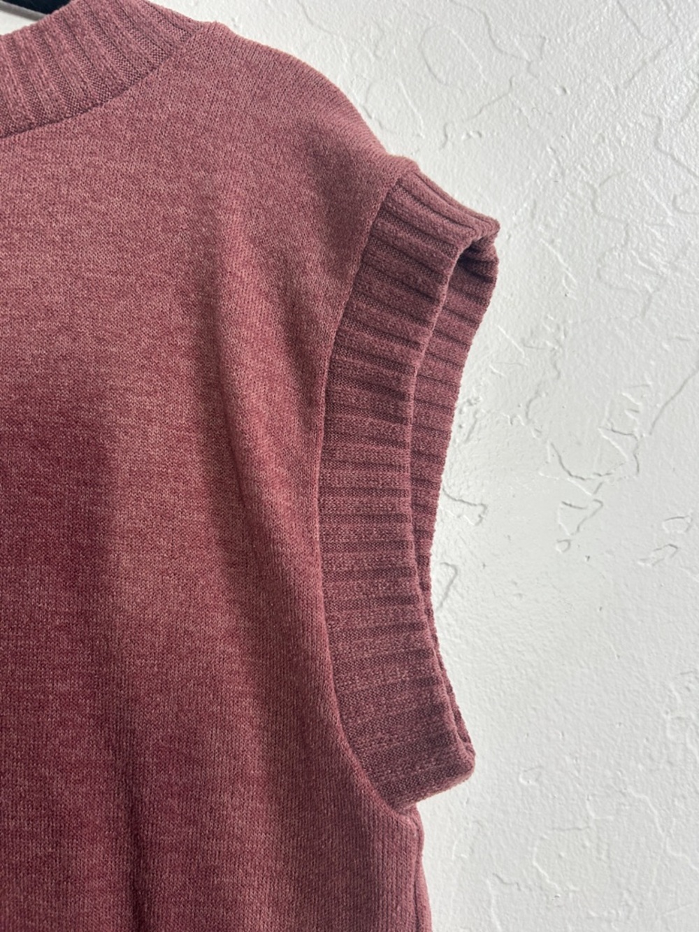 Sleeveless V-Neck Knit Top in Mauve Rose - Picture 4 of 4